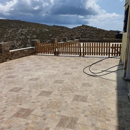 Holiday home μπαλκονι στο αιγαιο